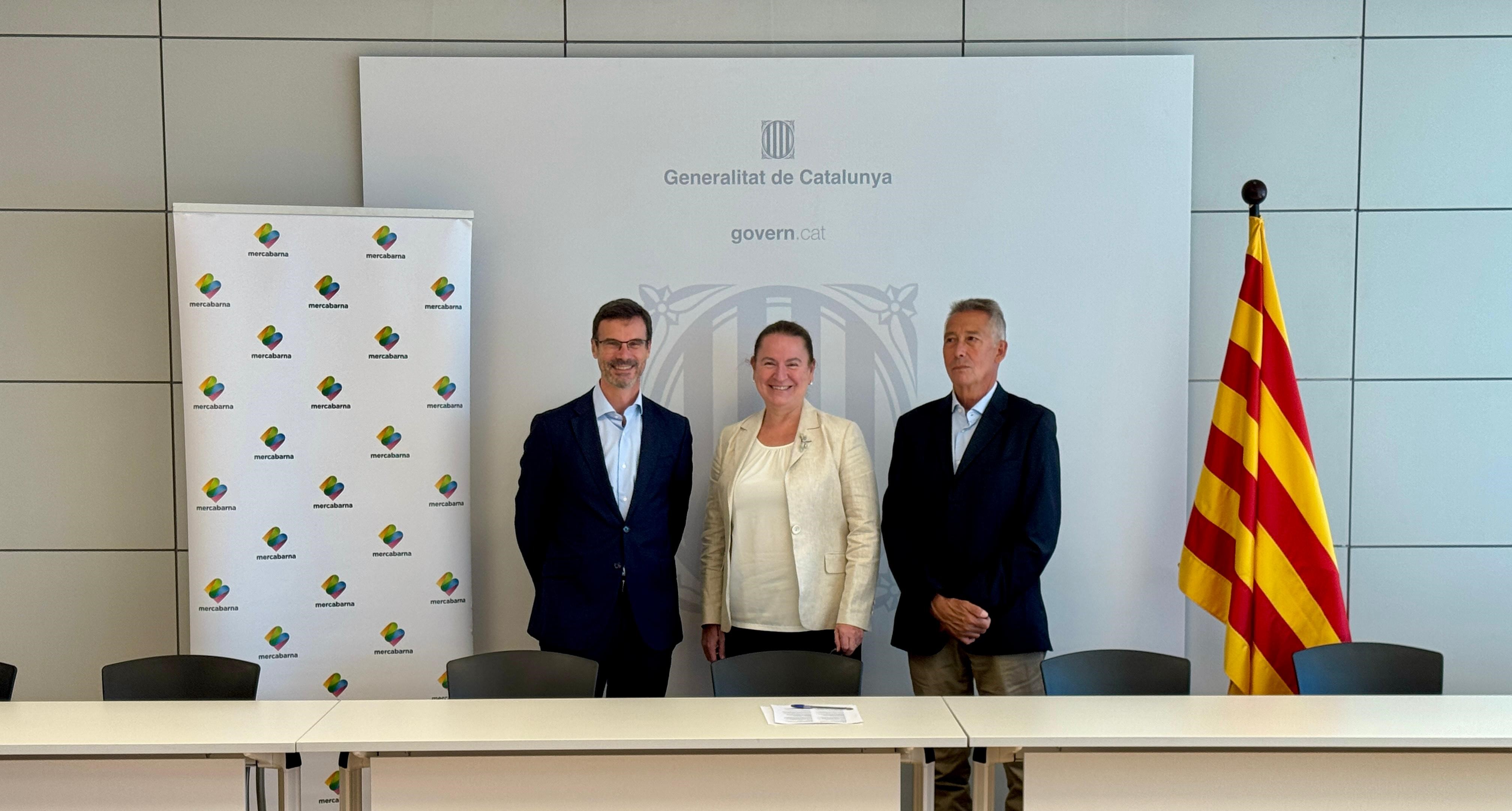 CIMALSA, Mercabarna i Railgrup signen un conveni de col·laboració per “fer pujar les mercaderies al tren”